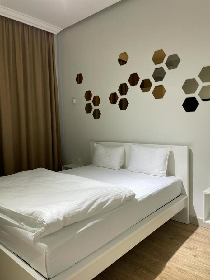 Sb River Hotels Atyraū Екстериор снимка