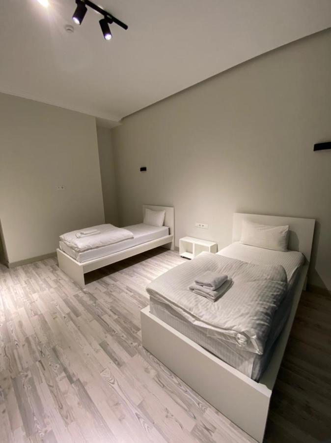 Sb River Hotels Atyraū Екстериор снимка