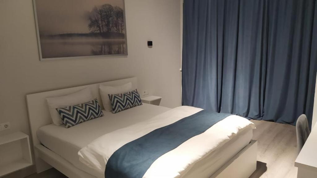 Sb River Hotels Atyraū Екстериор снимка