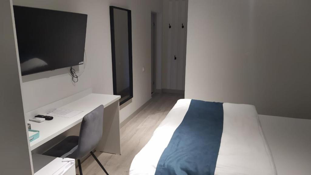 Sb River Hotels Atyraū Екстериор снимка