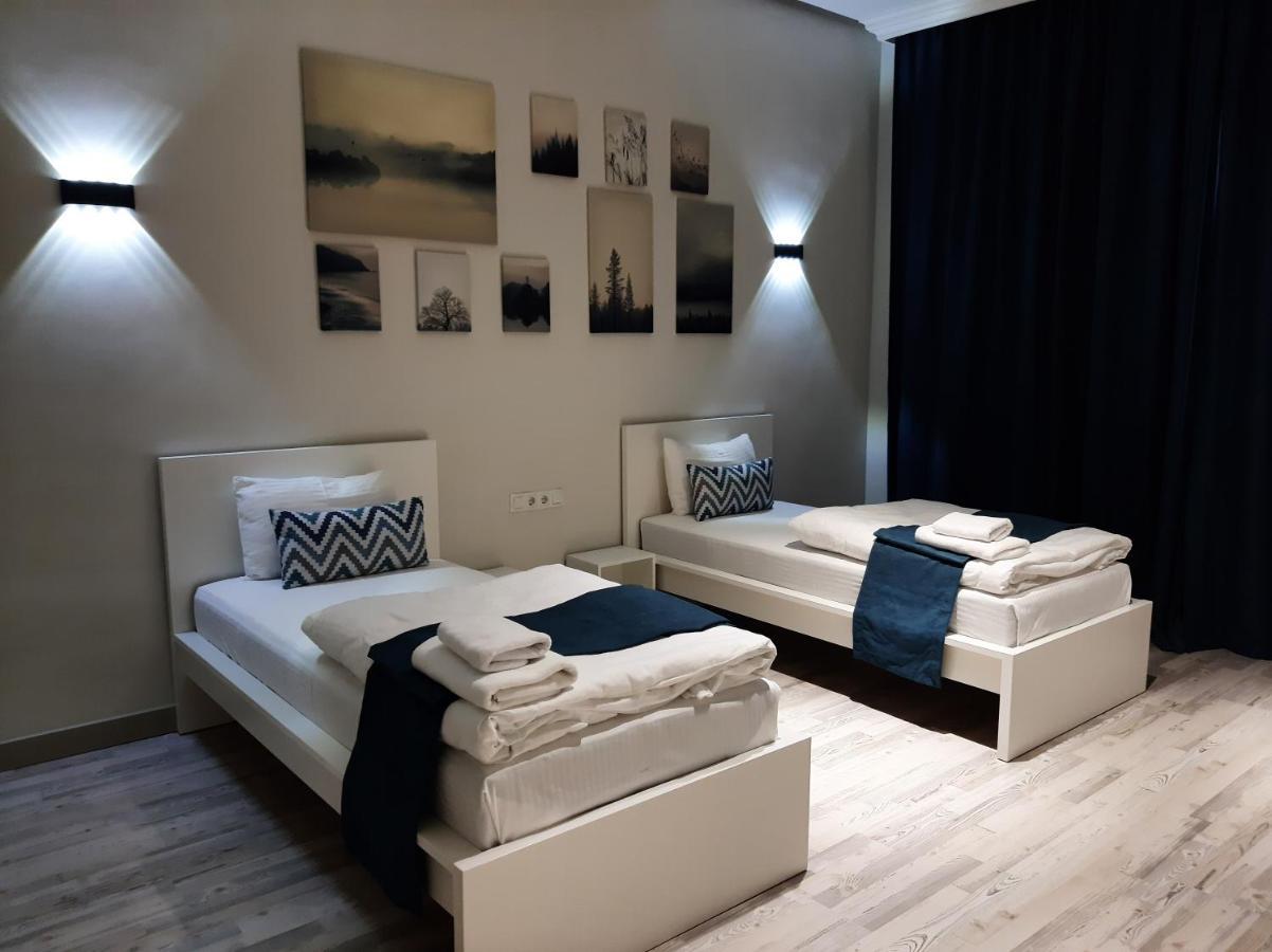 Sb River Hotels Atyraū Екстериор снимка