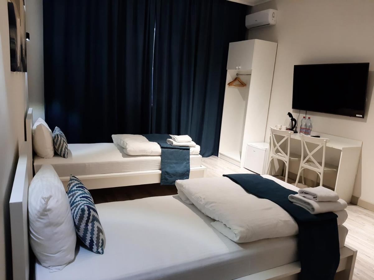 Sb River Hotels Atyraū Екстериор снимка